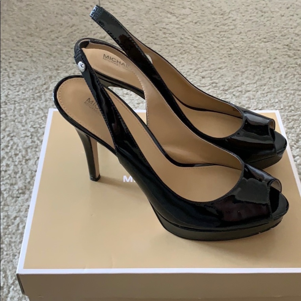 Platform peep toe heels